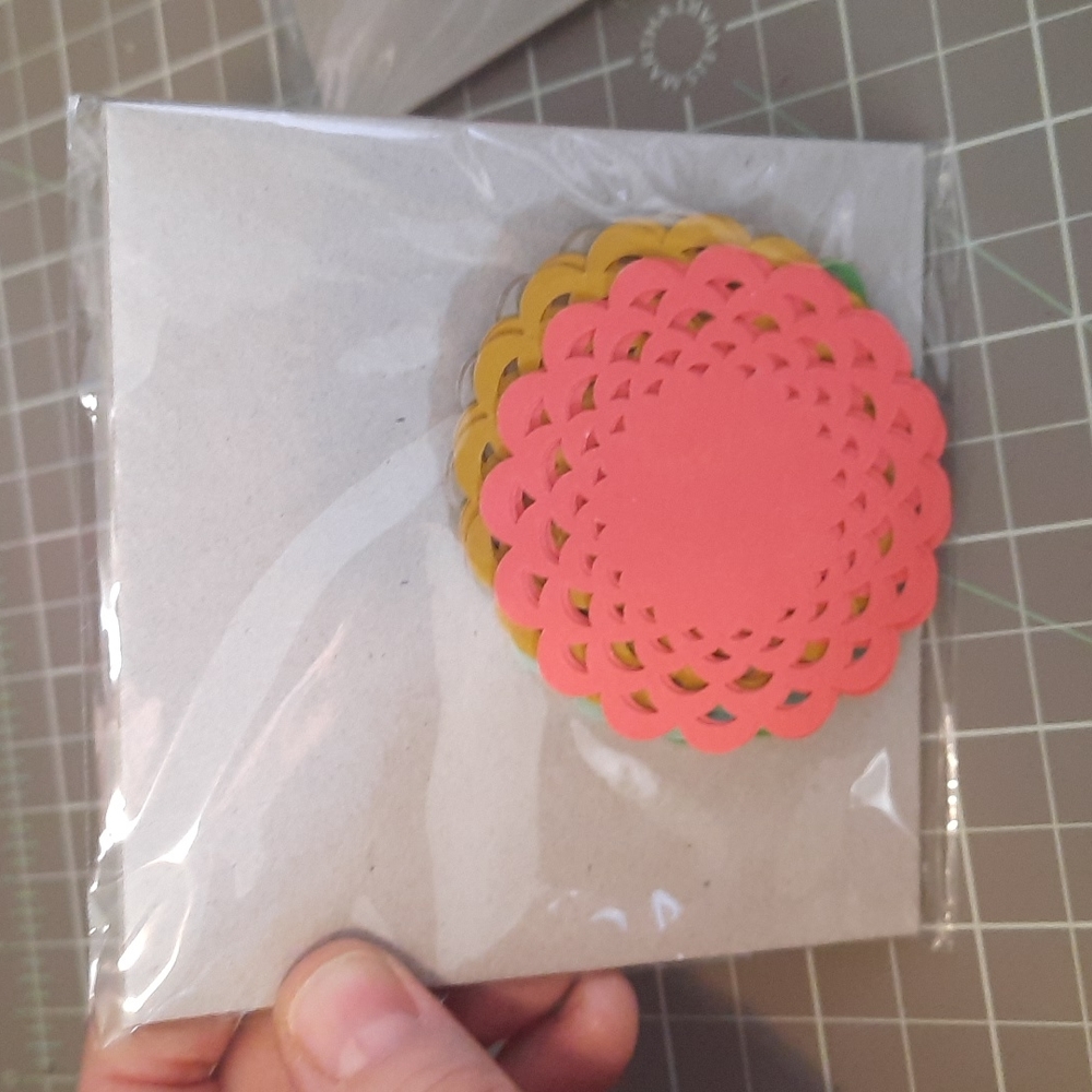 New Paper Doilies 2015-2017 in color.
